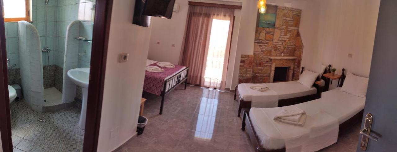 John'S Guesthouse Ksamil Luaran gambar