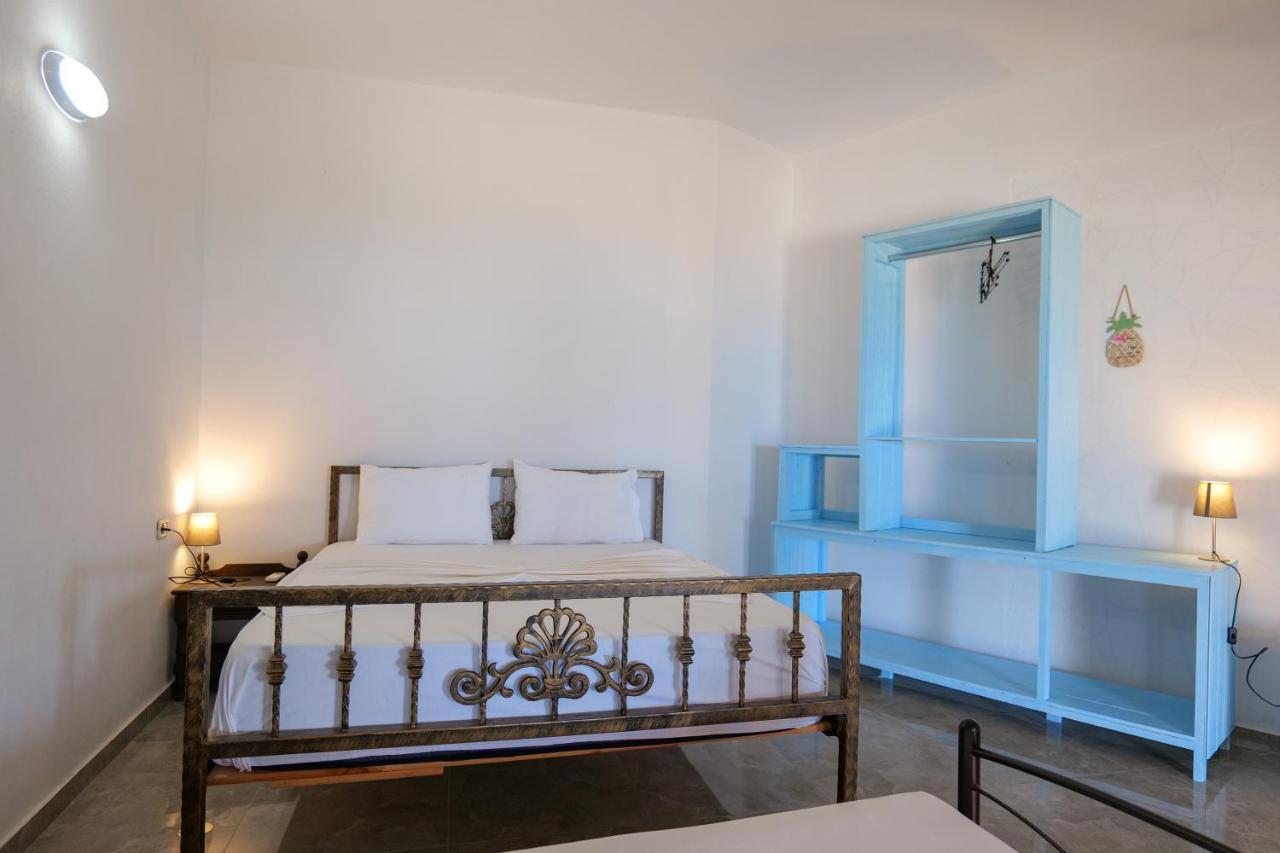 John'S Guesthouse Ksamil Luaran gambar
