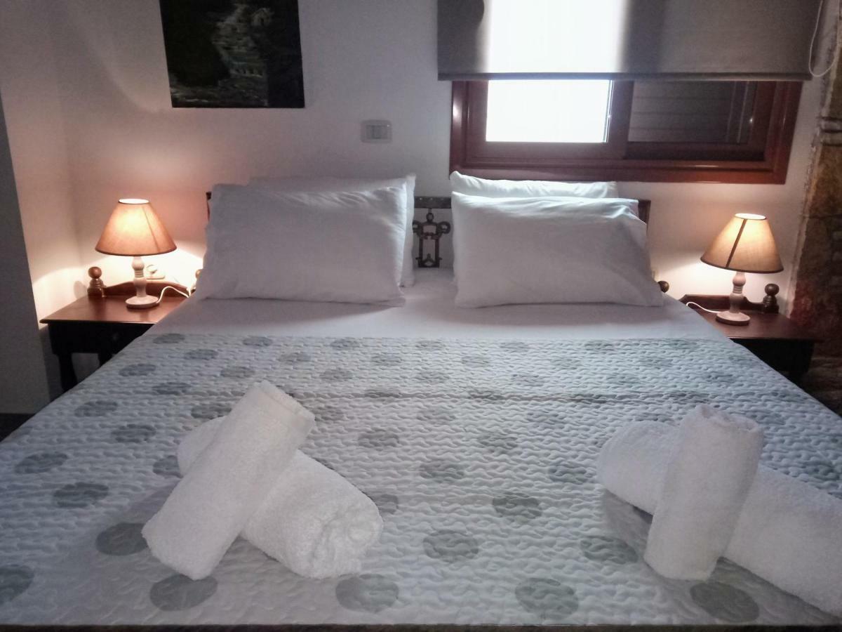 John'S Guesthouse Ksamil Luaran gambar